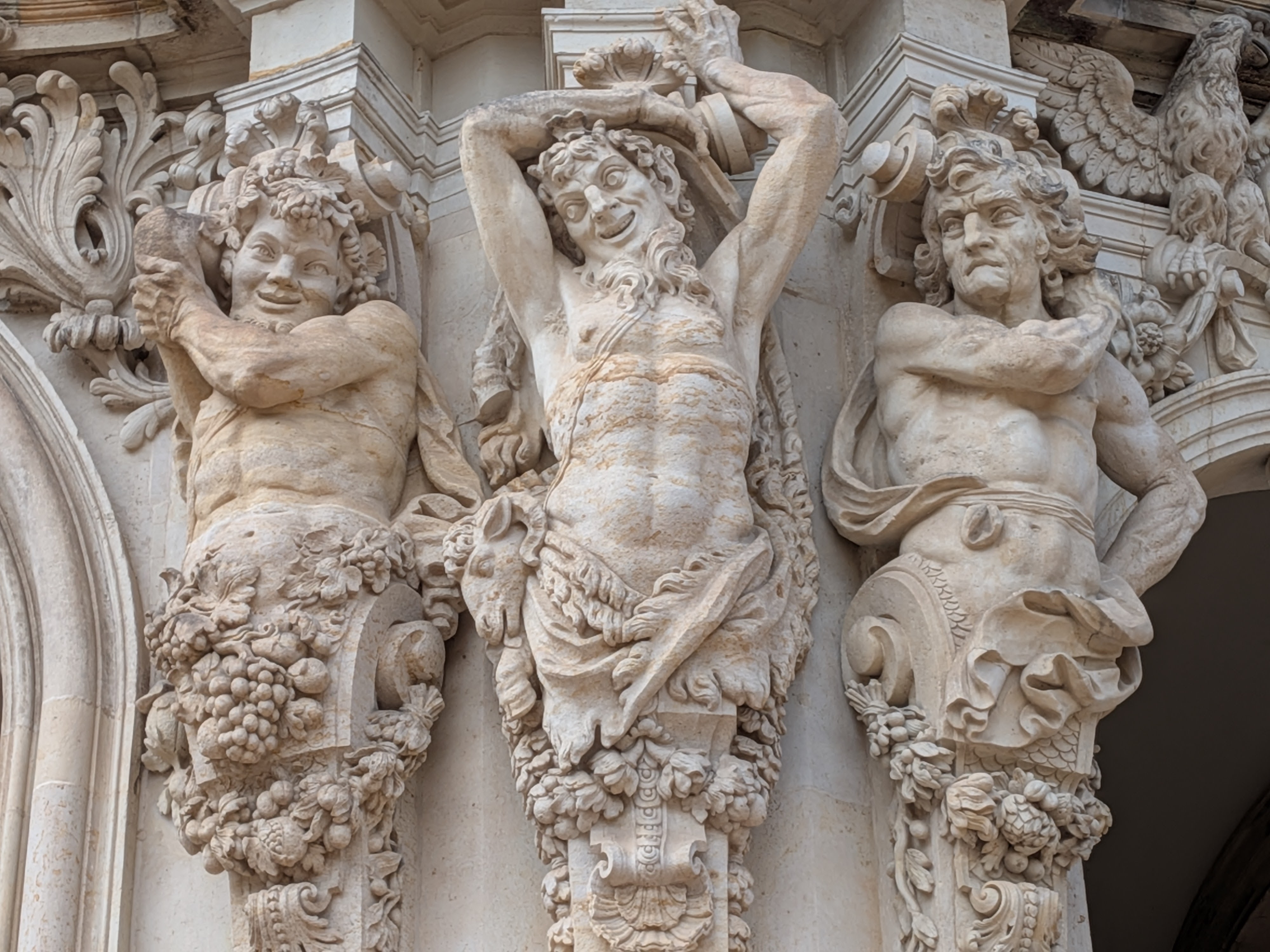 Satyrn im Zwinger